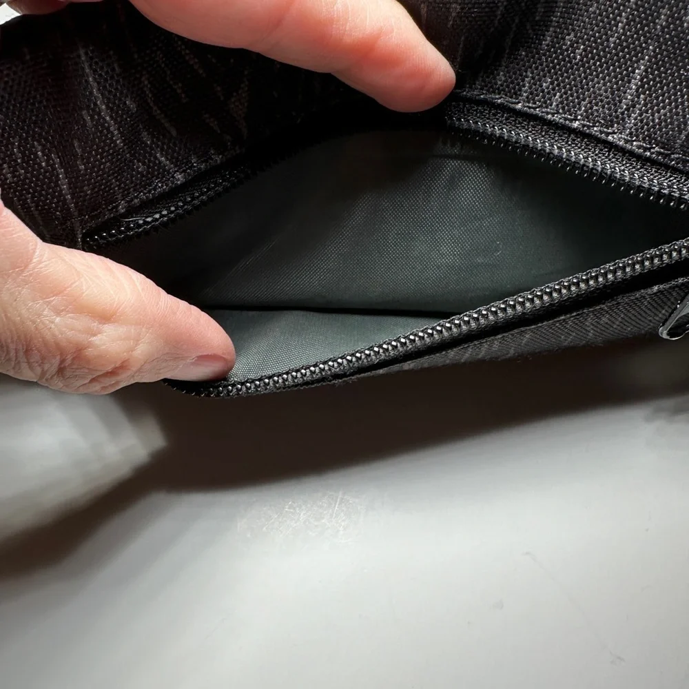 Kavu Wallet Canvas Snap Closure Credit Card Slots Checkbook Pen Holder Pocket - Picture 6 of 7